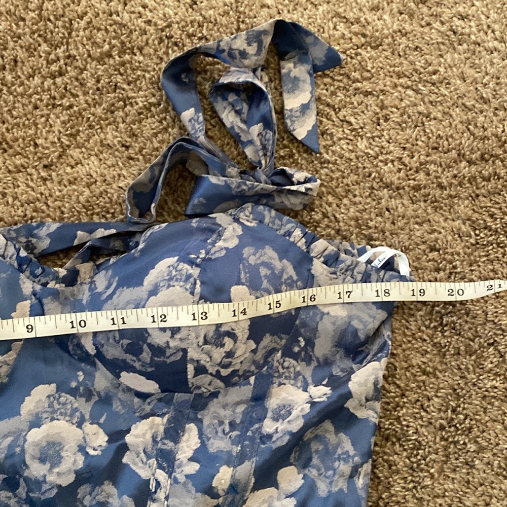 Lulu's | NWT Blue and White Sweetheart Midi Sundress - Picture 9 of 11